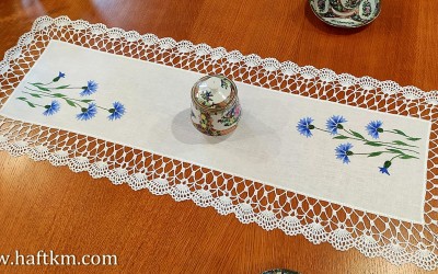 Beautiful hand-embroidered table runner "Cornflowers"