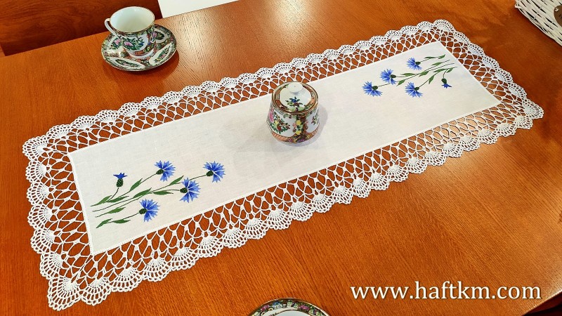 Beautiful hand-embroidered table runner "Cornflowers"
