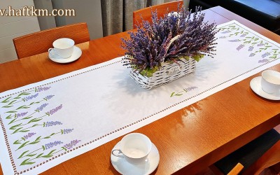 Hand-embroidered linen runner "Lavender"