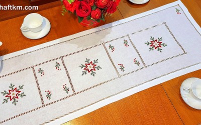 Hand-embroidered Christmas table runner "Red stars"