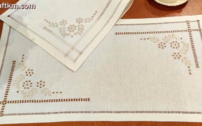 English embroidery table runner